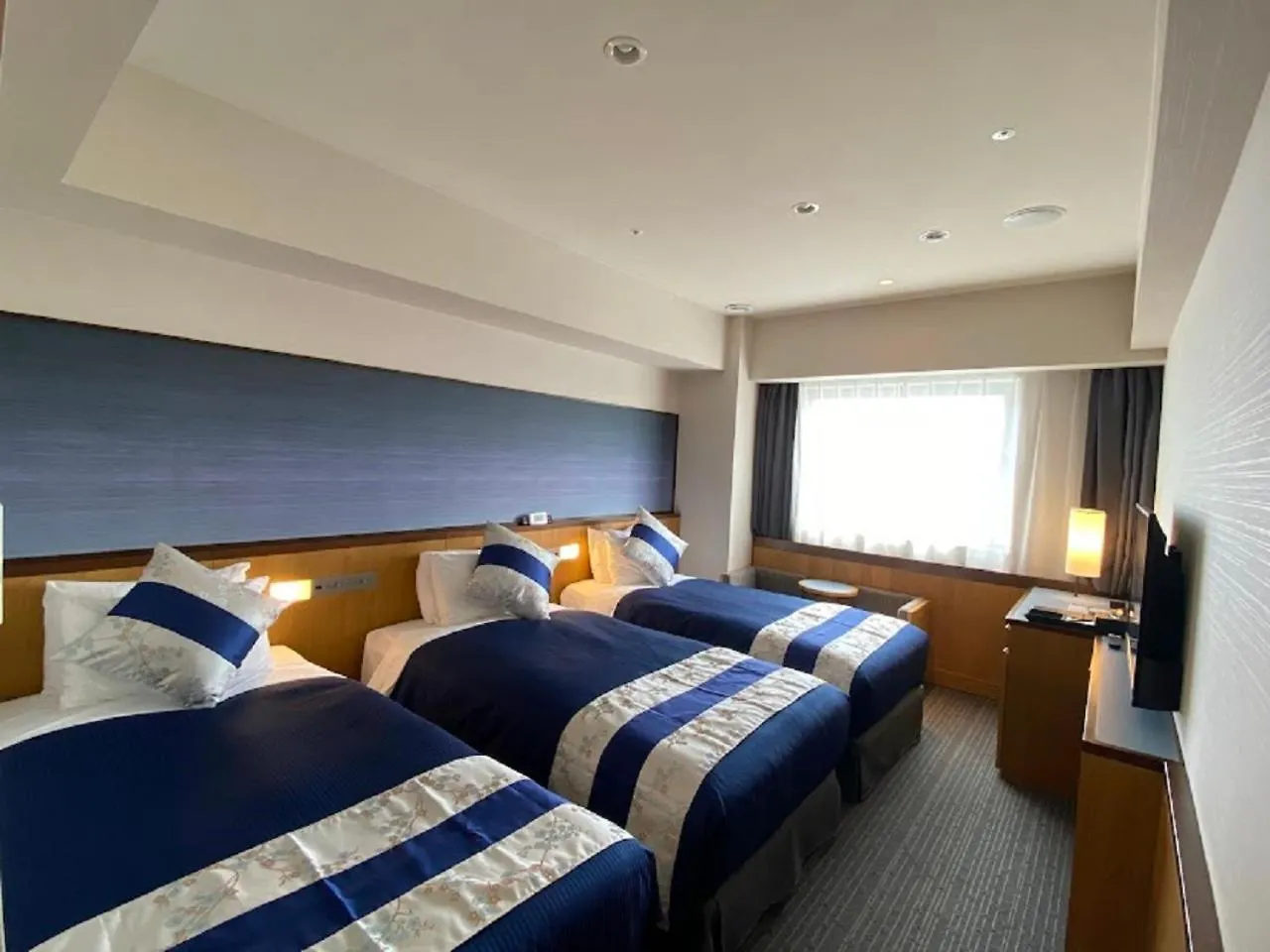 Hotel Gracery Osaka Namba 4*,  יפן