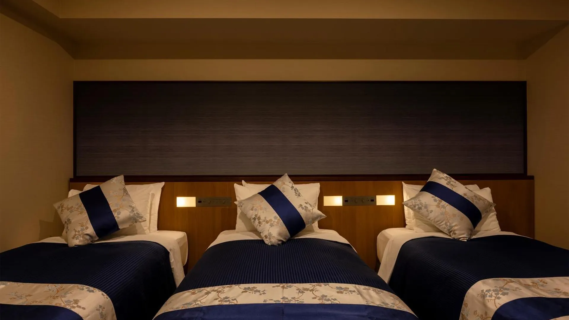 Hotel Gracery Osaka Namba 4*,